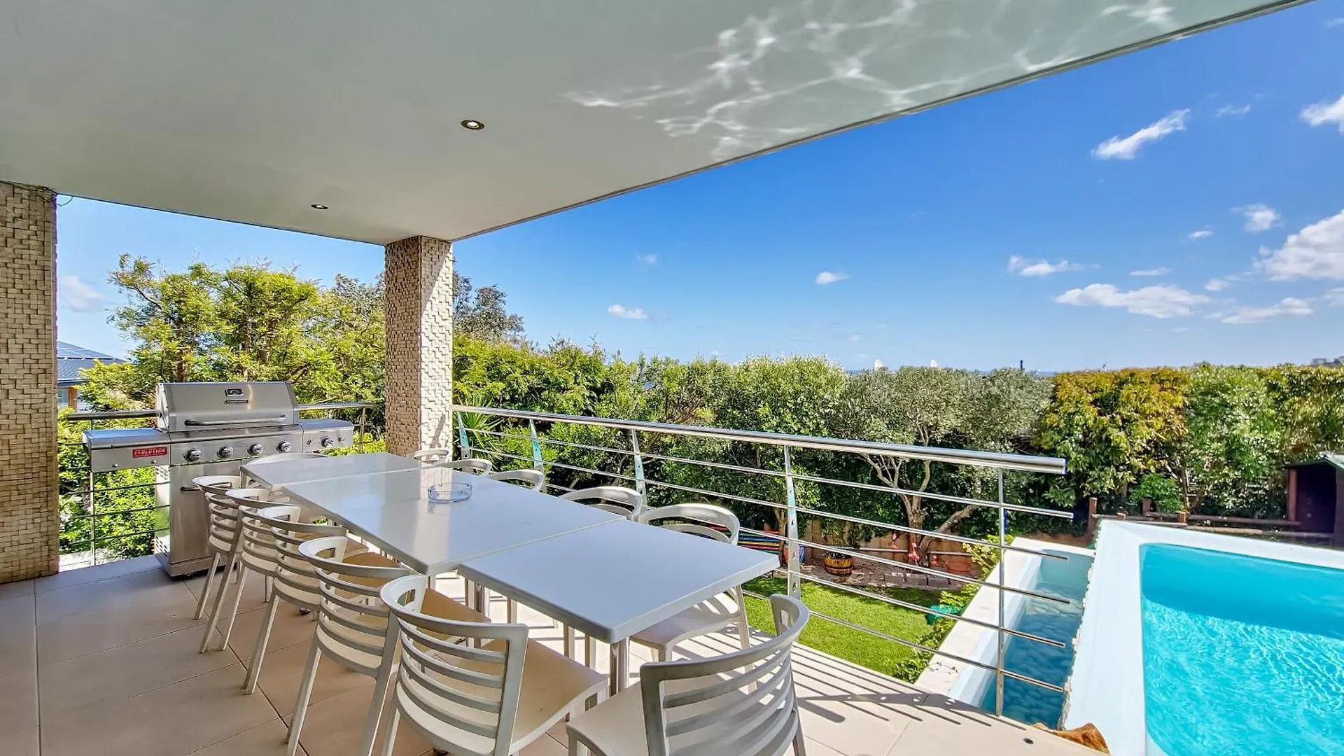 Blue Emerald Villa  Cape Town