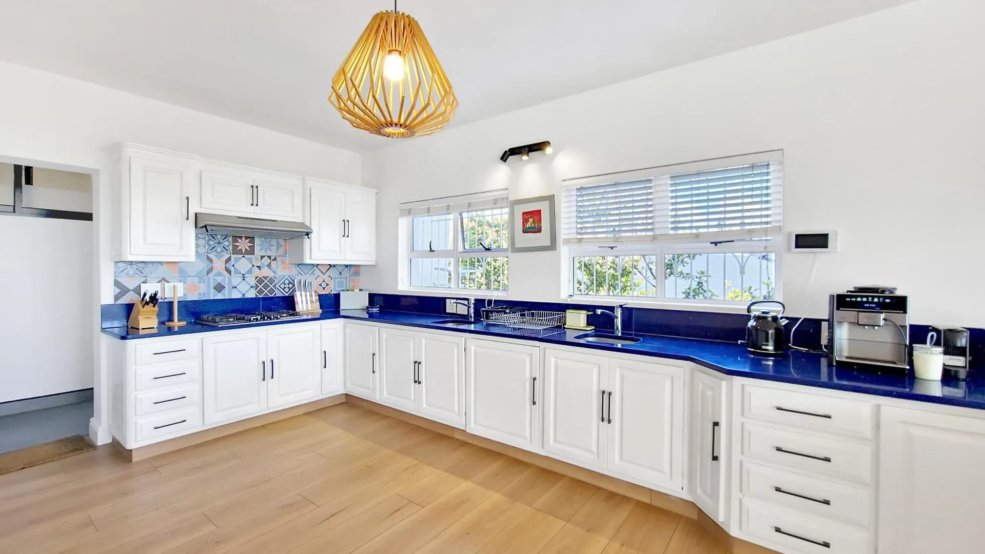Blue Emerald Villa Cape Town