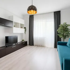 https://green-apartment-old-town.bucharesthotelsnow.com